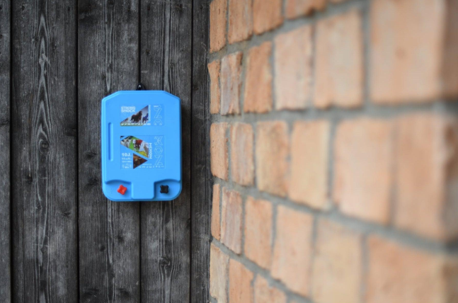 Nexon Villanypásztor 7.5J erősségű - tápegység [3]