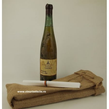 Tipuri de Vin - Chardonnay 1952 Murfatlar in cutie lemn