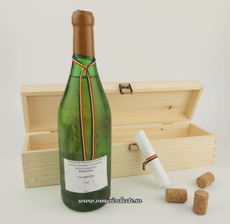 Vinoteca - Clairette 1981 Valea Calugareasca in cutie lemn