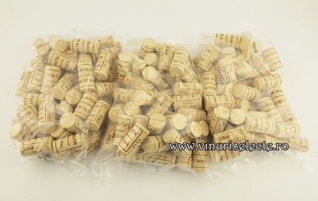 Accesorii vin - Dopuri pluta naturala pentru vinoteca 23 x 44 mm peste 7 ani