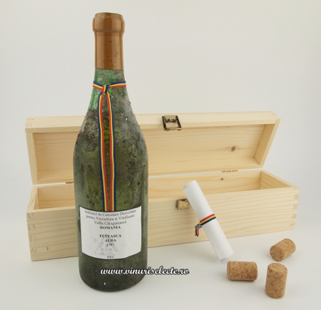 Feteasca Alba - Feteasca Alba 1981 Valea Calugareasca in cutie lemn