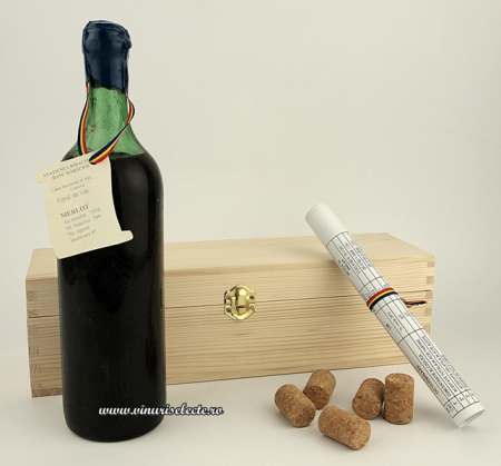 Merlot - Merlot 1976 Banu Maracine in cutie lemn