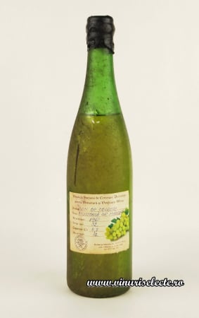 Vinoteca - Mustoasa de Maderat 1961 Minis in cutie lemn