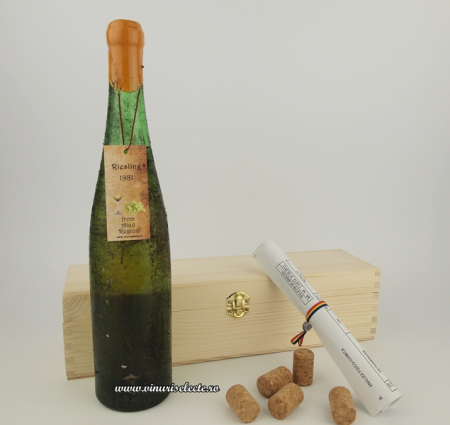 Vin Alb - Riesling Italian 1981 Aiud in cutie lemn