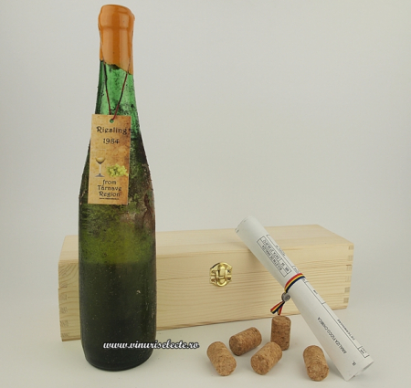 Tipuri de Vin - Riesling Italian 1984 Tarnave in cutie lemn