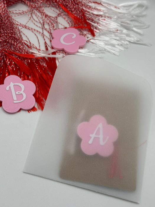 Mărțișor Floare cu Inițială Personalizată – Printat 3D [2]