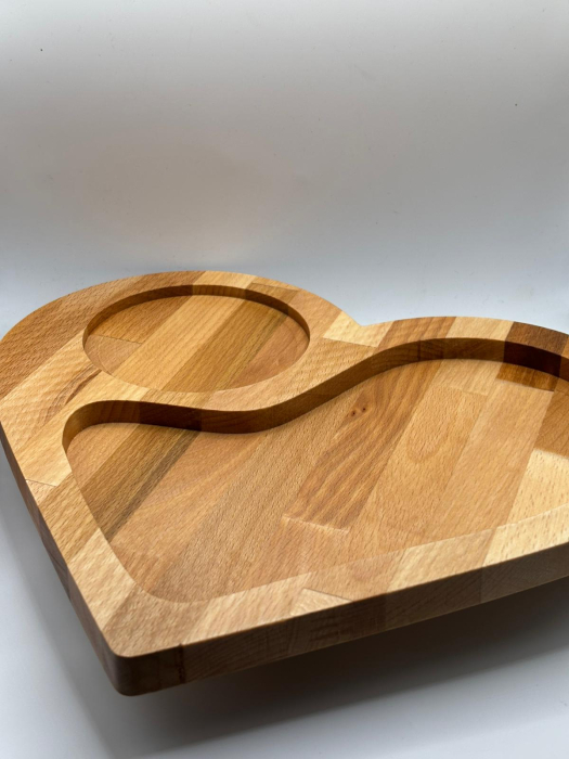 Tăviță din Lemn Masiv de Fag în Formă de Inimă 28 cm | Versatilă pentru Servire [4]