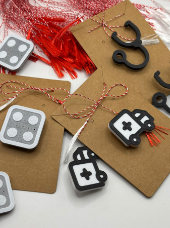 Mărtișor - Mărțișor Medicină printat 3D cu broșă | Cadou 1 Martie