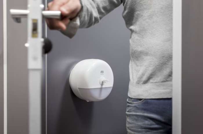Dispenser hartie igienica Tork Smart One, Alb - Rola hartie igienica mini [4]