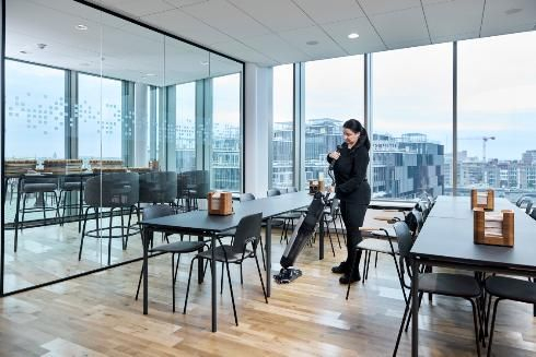 Nilfisk, Masina de spalat aspirat verticala DRYFT V1 [3]