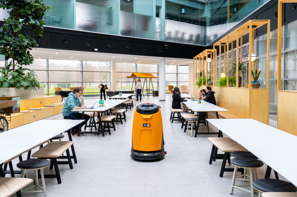 TASKI GS Robot Ecobot 50 Pro  -  Robot autonom de spălare și uscare [14]