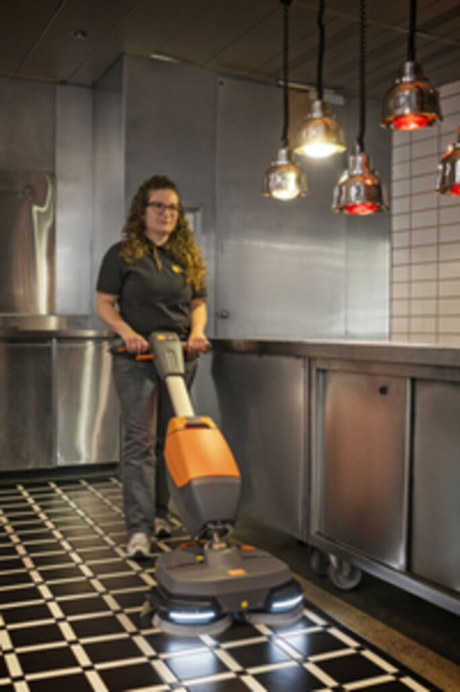 TASKI, ULTIMAXX 360 Kit Pad Mașina de frecat-aspirat [6]