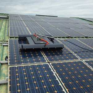 Produse de curatenie - Robot curatare panouri fotovoltaice Robot DUO