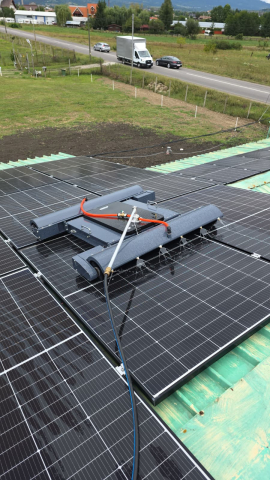 Robot curatare panouri fotovoltaice Robot DUO [4]