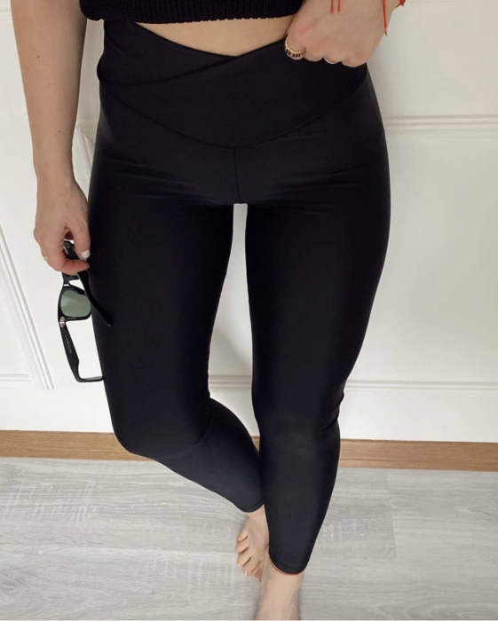 Colanti Luciosi Negri Pentru Femei cu Talie Inalta in V din Lycra Intense Black Premium Modelatori Anticelulitici Elastici Compresivi Efect Push Up | VITRENDX [8]