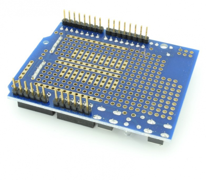 Shield prototipare pt. UNO R3 cu mini breadboard [3]