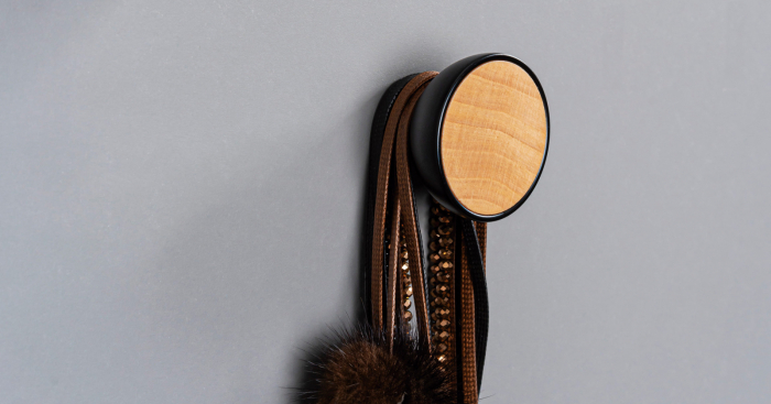 Agățătoare cuier Bol, finisaj negru mat cu fag natur, 45x31.2 mm [3]