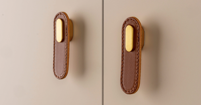 Maner, buton Oblong din piele maro pentru mobilier, cu ornament finisaj auriu periat, L:70 mm [2]