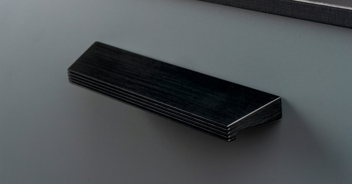 Rail - Maner pentru mobila, finisaj negru periat, L 180 mm [2]