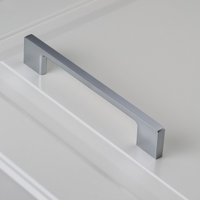 Maner pentru mobila Uzo, finisaj aluminiu, L:128 mm [3]