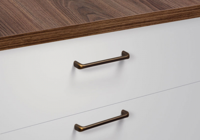 Redo - Maner pentru mobilier, finisaj alama antichizata, L:137 mm [2]