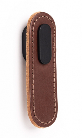 Butoni din piele - Oblong  - Maner, buton din piele maro pentru mobilier, cu ornament, finisaj negru mat, L 70 mm