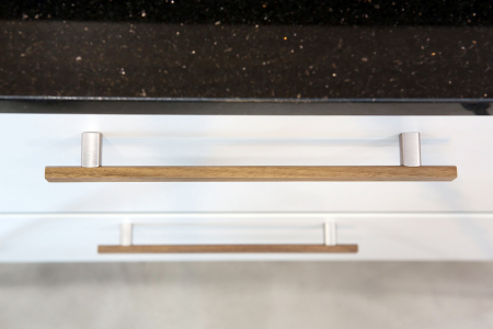 Ara W - Maner pentru mobila, finisaj otel inoxidabil/stejar, L:220 mm [2]