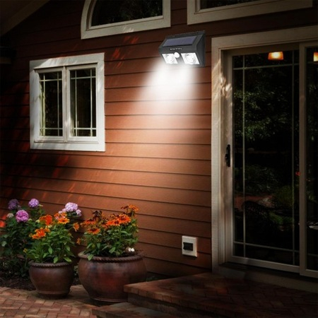 Lampa LED solara cu senzor de miscare [4]