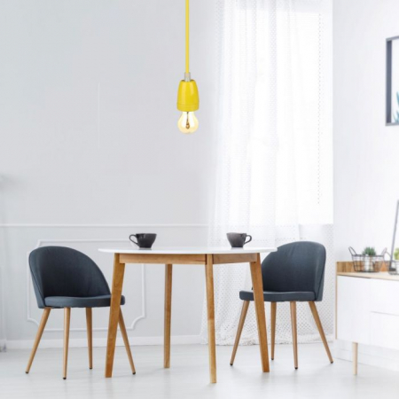 Pendul din Porțelan Galben [1]