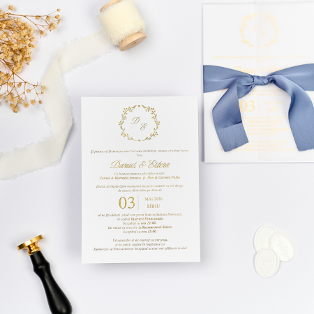 NUNTA - Invitație de nuntă elegantă ivory cu folio auriu și panglică