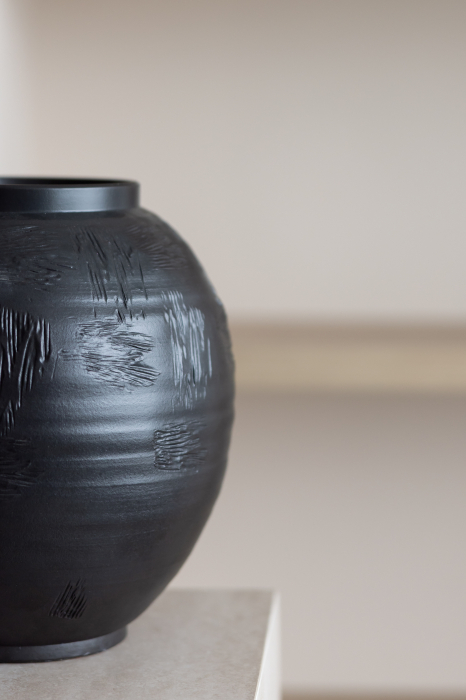 NOIR Vase [2]