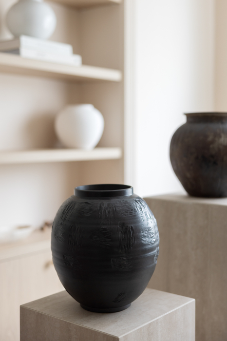 NOIR Vase [7]