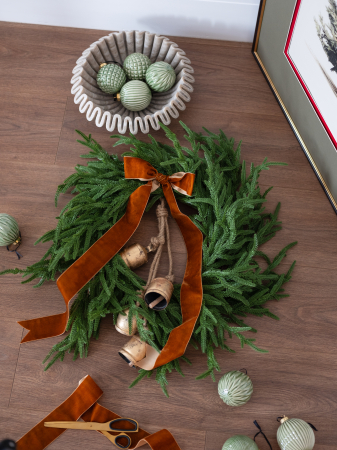 COLECȚIA DE IARNĂ - Coroniță Gold Artificială