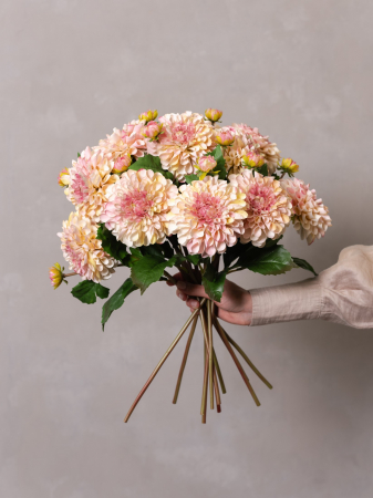 Dalia Artificială Pink [1]