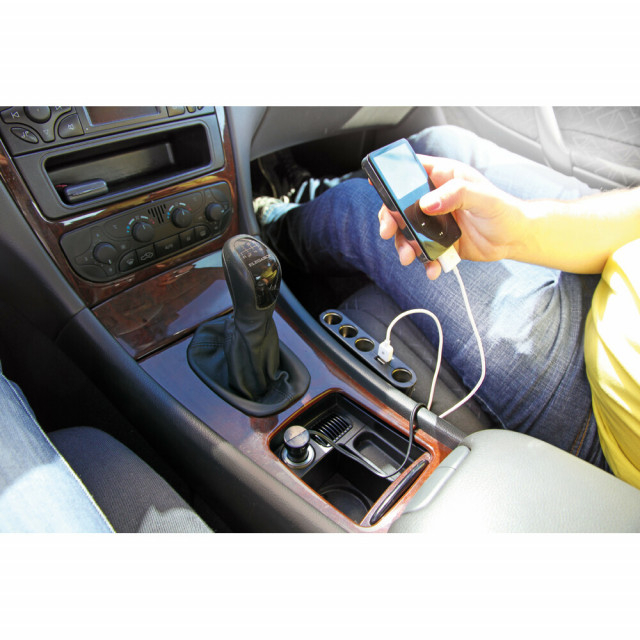 Adaptor priza multipla 4 + 2, priza cvadrupla 12 / 24V + USB [3]