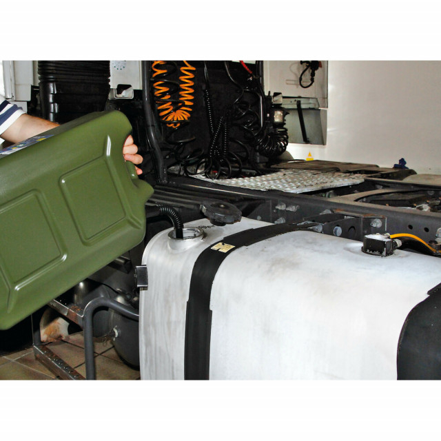 Canistra combustibil tip militar de plastic 20L [4]
