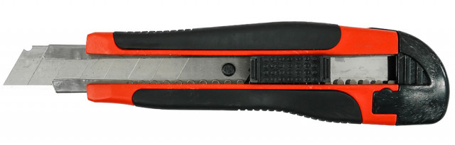 Cutter profesional 18mm [1]