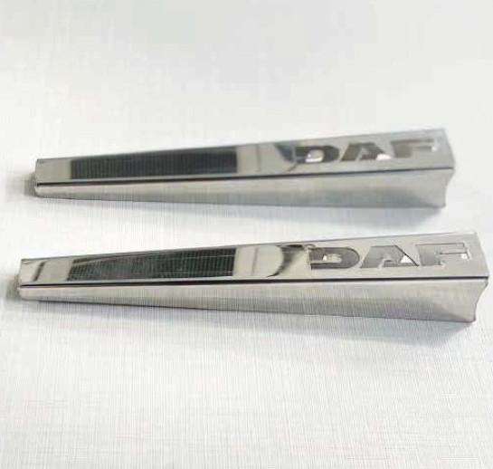 Set ornamente cromate stergator DAF CF [1]
