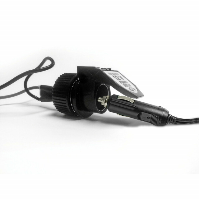 Priza auto incorporabila de exterior PX-2 12/24V [2]