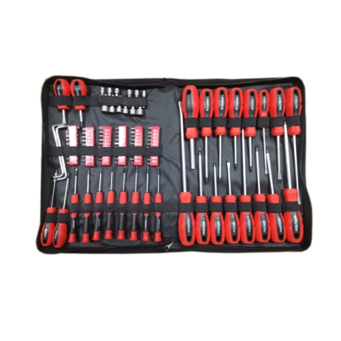 Auto & Off-road - Set surubelnite si biti 102 buc