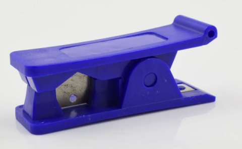 Trusa Scule-Unelte-Accesorii Service - Unealta taiat furtun aer comprimat