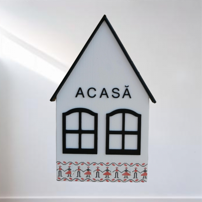 Cuier  casă cu motive tradiționale [1]