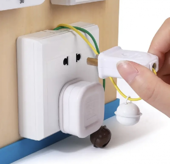 Busy Board Cub Educational Interactiv din Lemn [4]