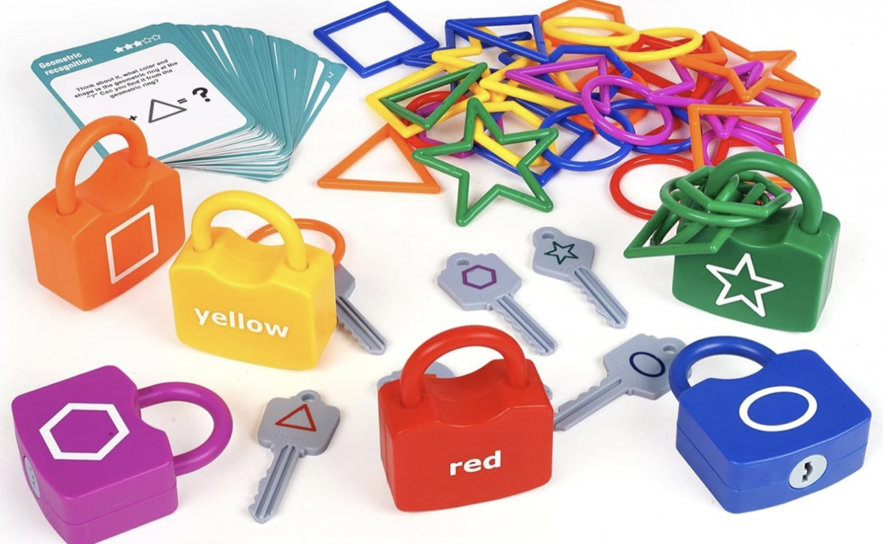 Joc Montessori Asociere Lacate cu chei si Forme geometrice culori [2]