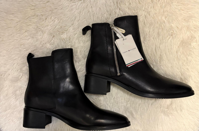 Ghete negre, Tommy Hilfiger [1]