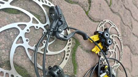 Set frane Magura MT5 HC 1 finger cu 4 pistoane + discuri 203mm + adaptor [11]