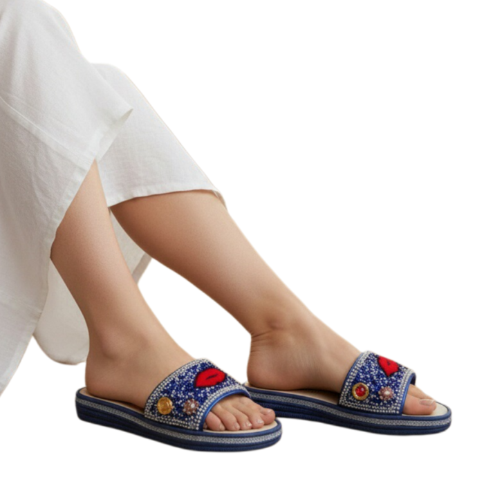 Papuci cu aplicatii decorative 895bleumarin [7]