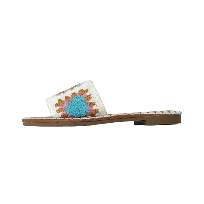 Papuci cu model crosetat 1133alb [9]