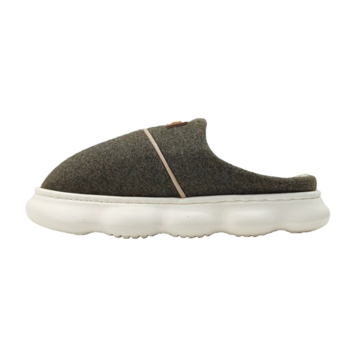 Papuci de casa pufosi A-840maro [3]