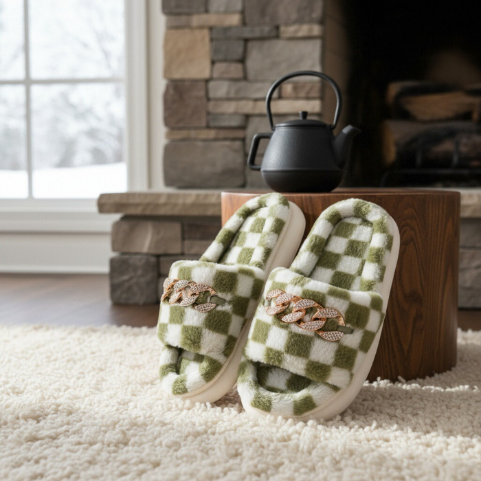Papuci de casa pufosi, model in carouri H15verde [9]